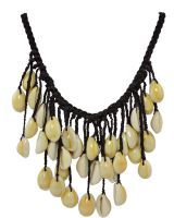 1695 - Ringtop Cowrie Strain Necklace
