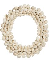 6427 - White Shell Wreath 11"